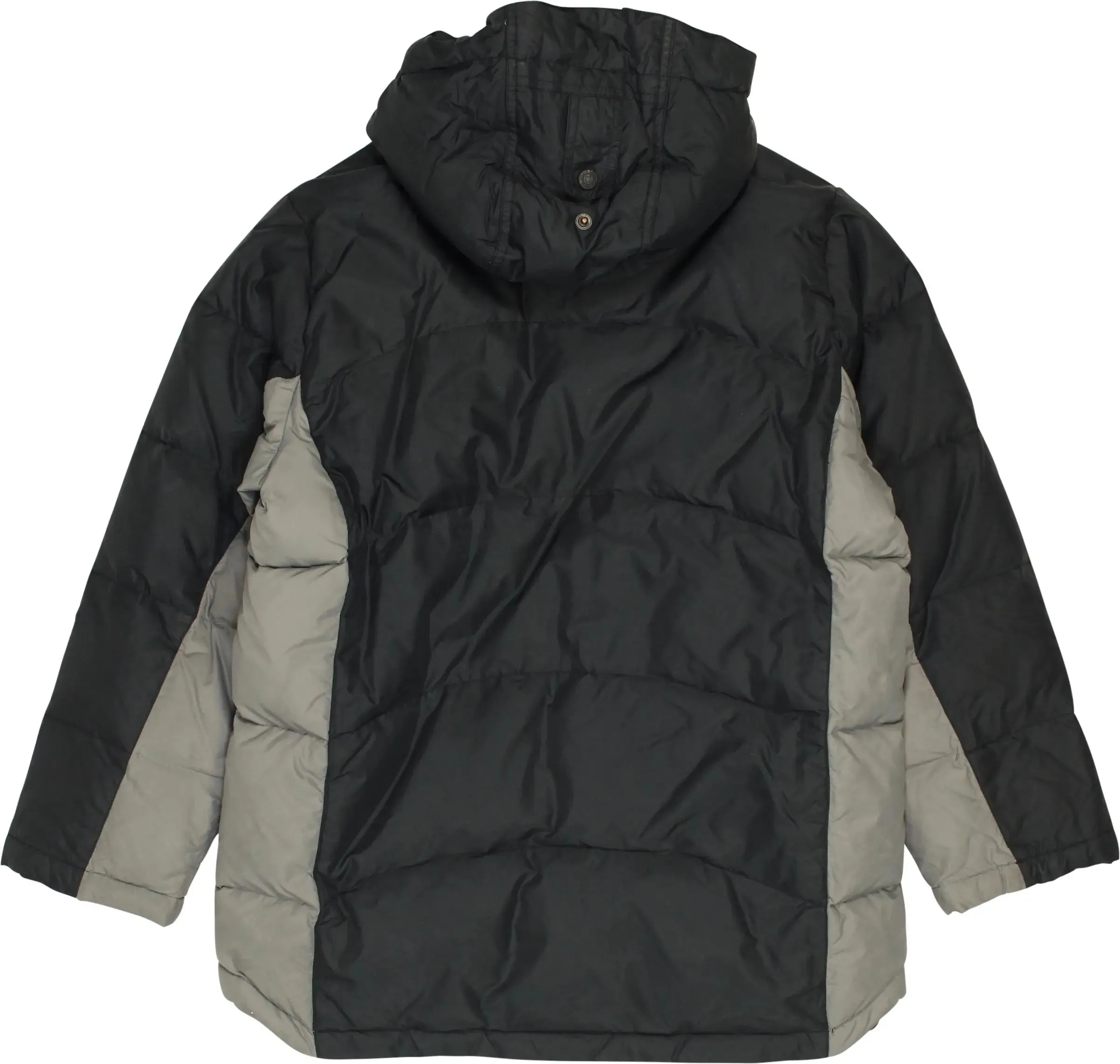 Champion puffer jacket | ThriftTale