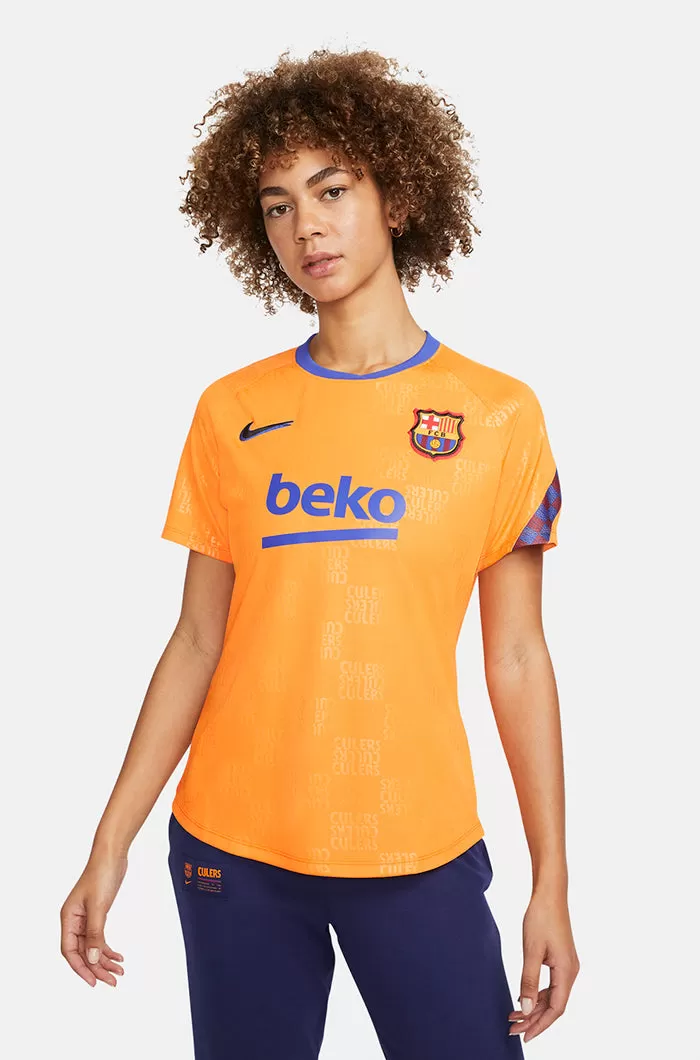 FC Barcelona orange pre-match shirt 21/22 – Women's