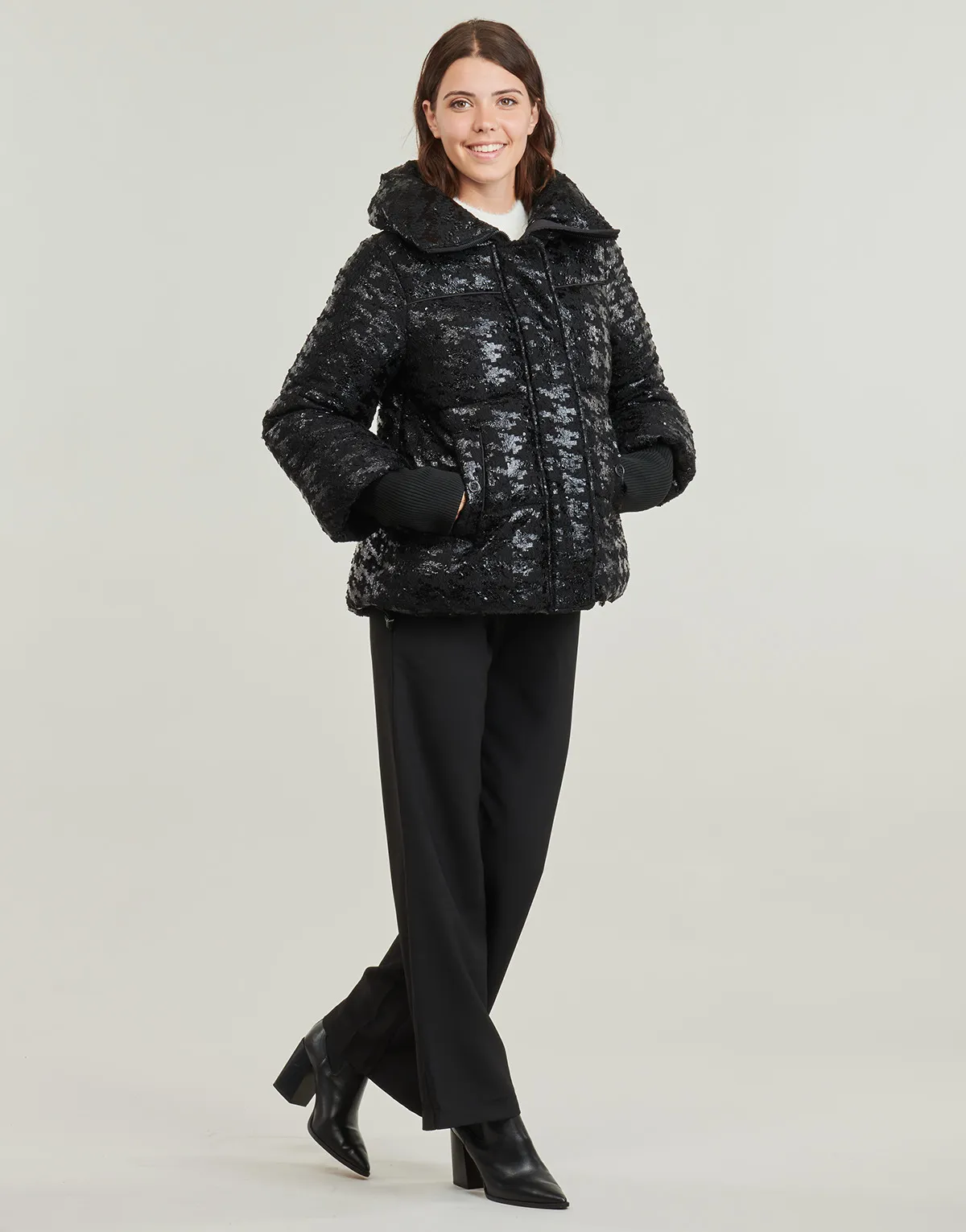 Guess MELIE HOUNDSTOOTH PUFFER