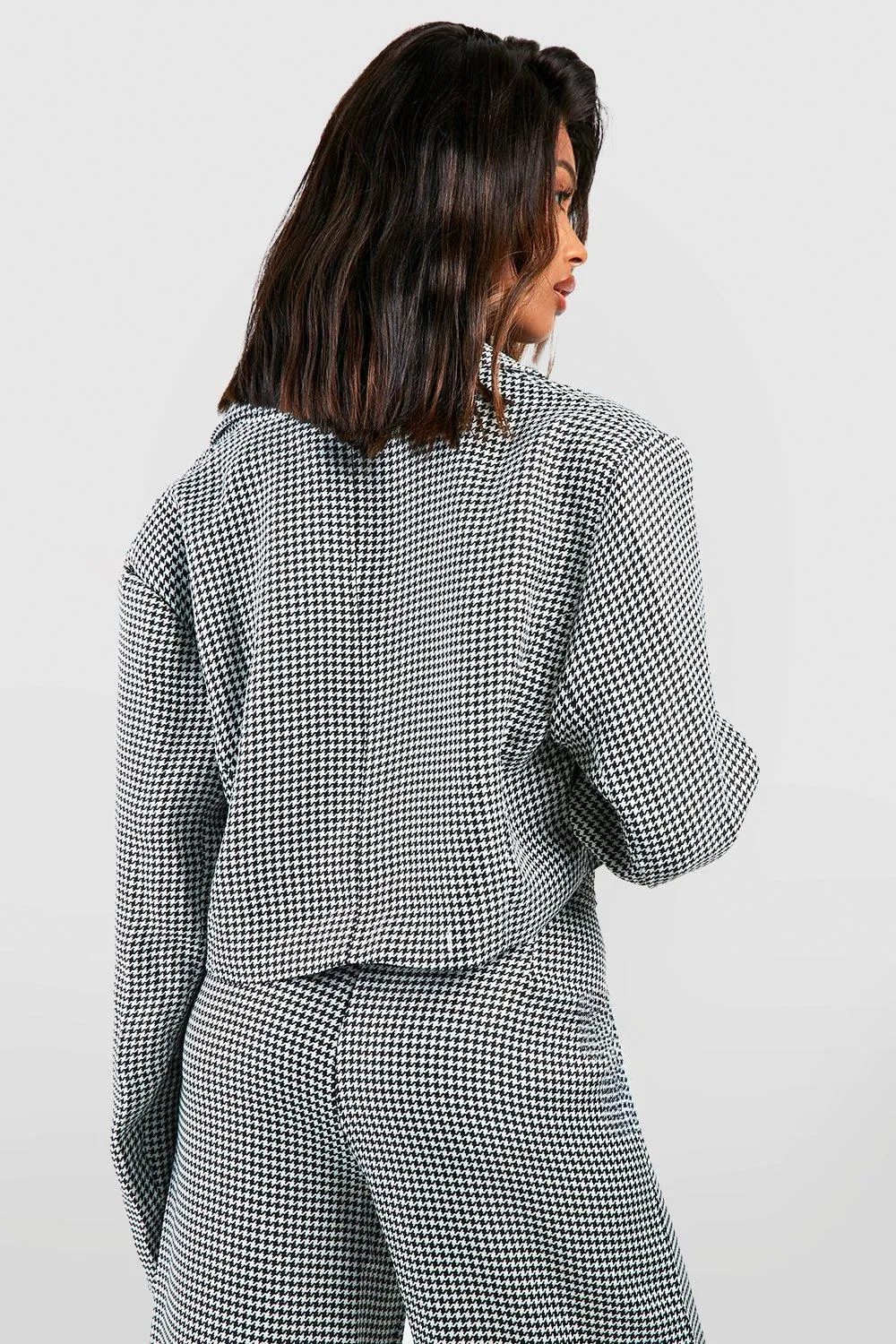 Jackets & Coats | Houndstooth Boxy Cropped Blazer | boohoo