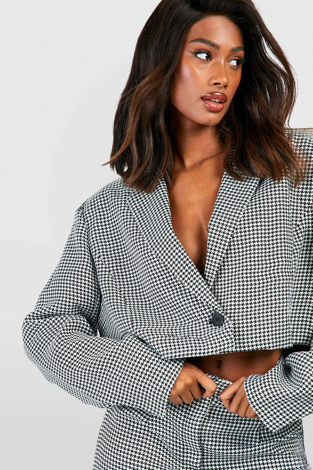 Jackets & Coats | Houndstooth Boxy Cropped Blazer | boohoo