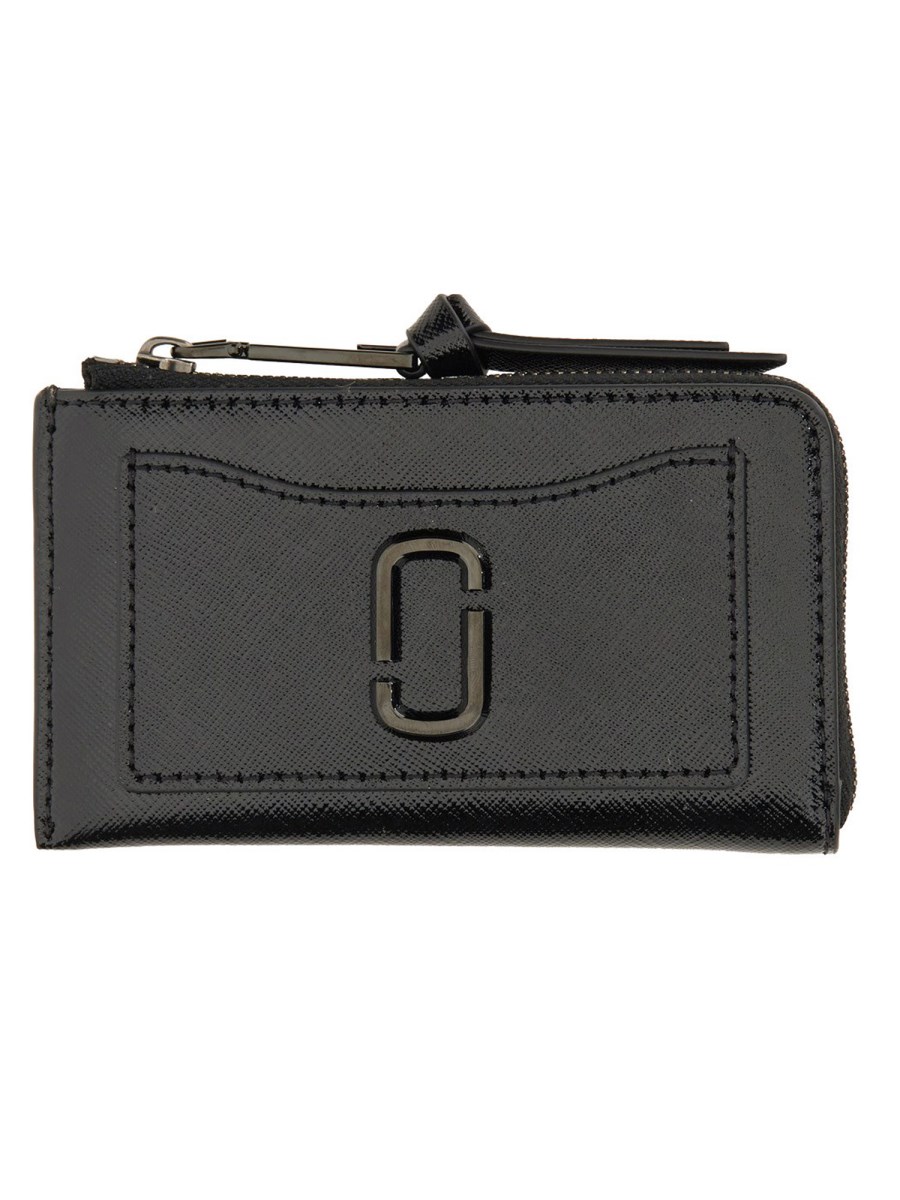 MARC JACOBS    THE UTILITY SNAPSHOT LEATHER WALLET