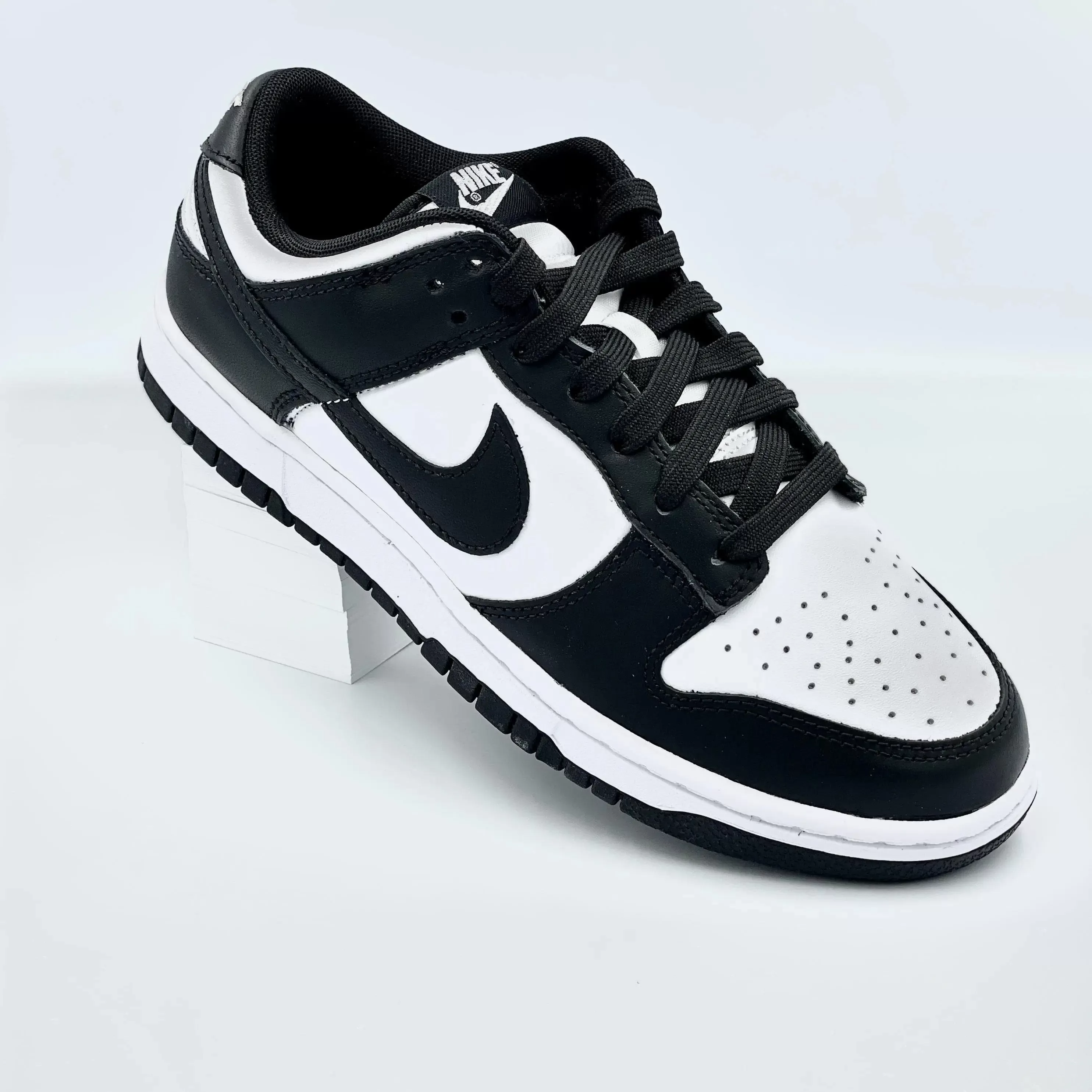 Nike Dunk Low Retro Black White Panda